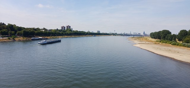 Если в Рейне нет воды...
