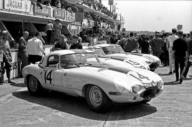 1966 Jaguar E-Type Roadster. Автопятница №153.