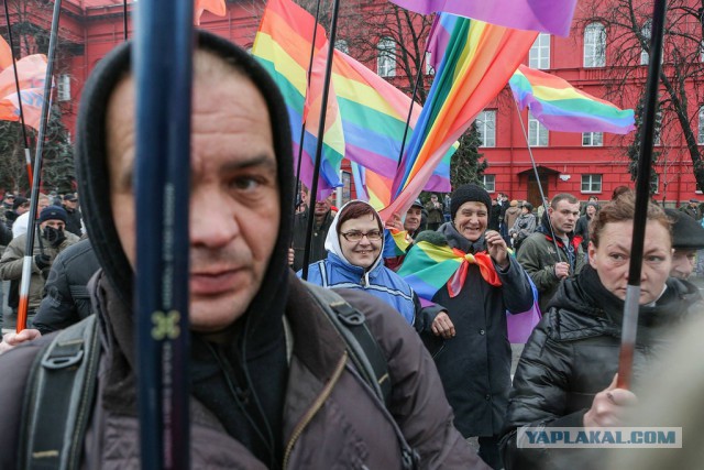 Суровые украинские геи))) с евромайдана