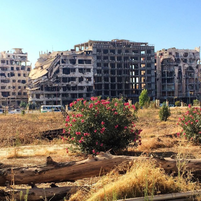 Война и мир в Сирии на снимках из инстаграмов