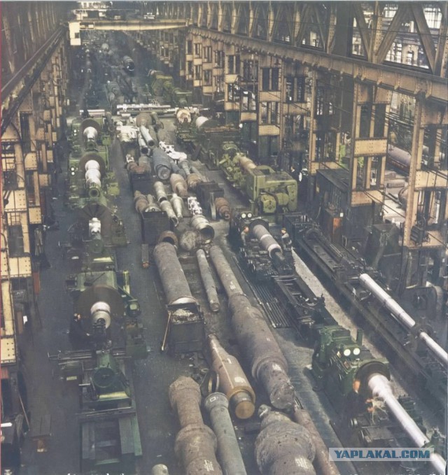 Гигантский токарный станок