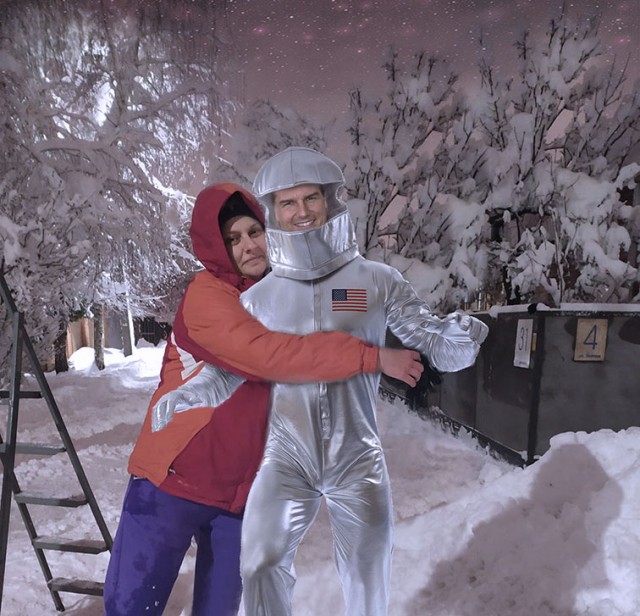 Фотожаба: Девушка и снеговик