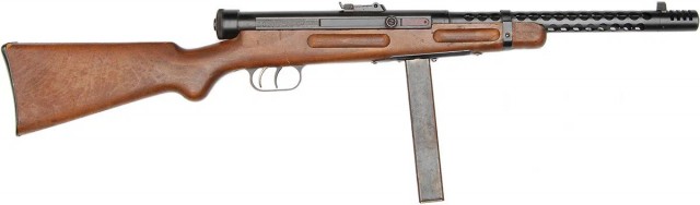 Beretta MAB 38: каким был любимый пистолет-пулемет немецких парашютистов