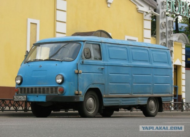 Вы кушаете потому что мы армяне вас кормим