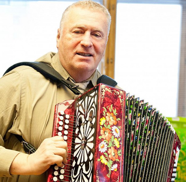 Жириновский требует 65 копеек за доллар