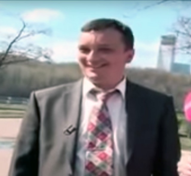 капот длиною в три года