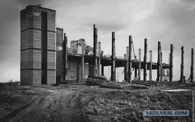 Фотографии гибнущего завода ЗИЛ
