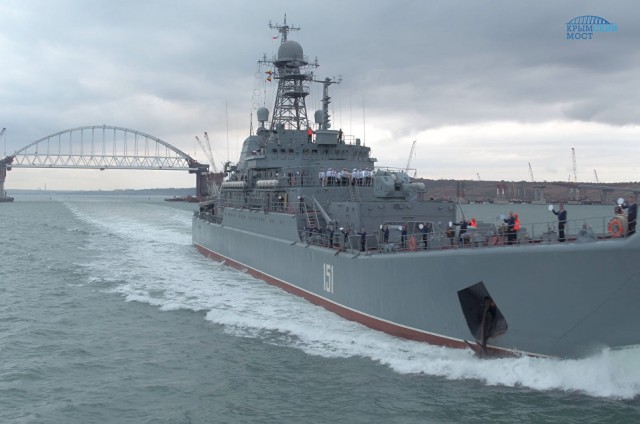 ЧФ рассматривает вопрос постоянного присутствия в Азовском море.