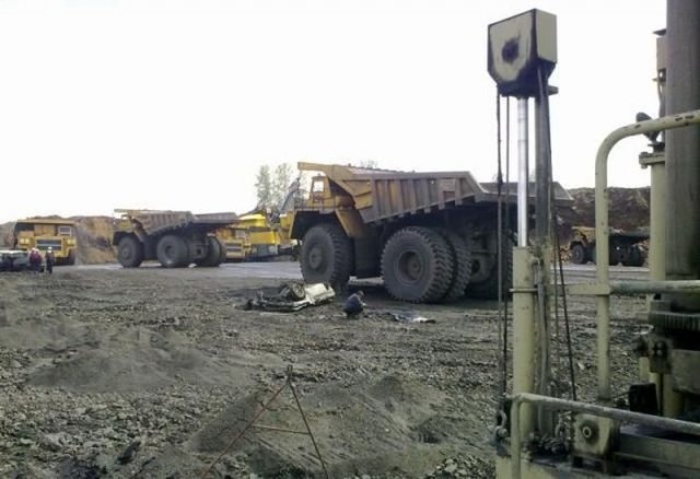 ПДД - помеха справа, однако
