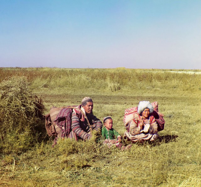 История в фотографиях - II