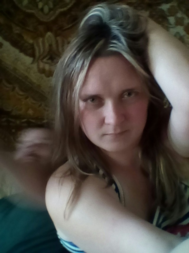 Дуры, хватит выёживаться перед фотиком
