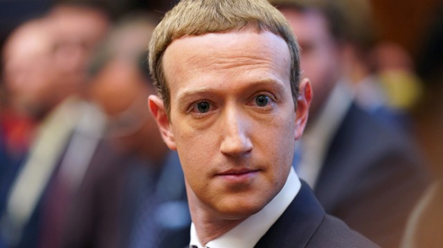 Масштабный сбой произошел произошел в работе Facebook, Instagram и WhatsApp
