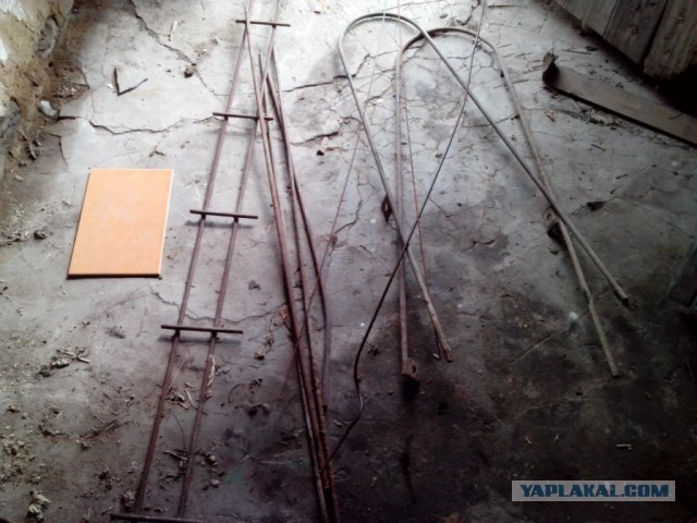 Цветочная стойка