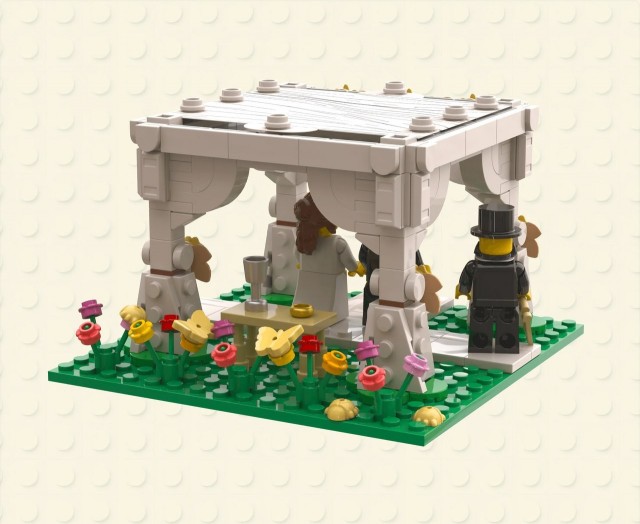 На маркетплейсах появились конструкторы по еврейским традициям — «Шаббат», «Ханука» и «Хупа»