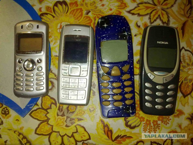 Нашел свою старую Nokia 3510i