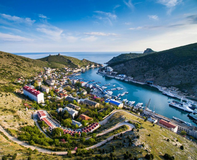 Немного солнца и тепла. Крымские виды.
