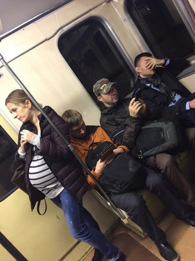 Это же прямо из “Чиполлино” кадр