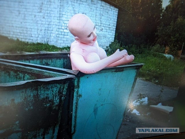 Брошенная любовь в мусорном баке: драма с реализмом и подтекстом