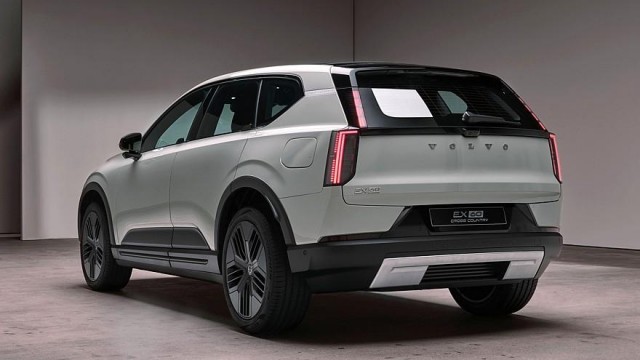 Новый Volvo EX60: без дверных ручек, до 810 км на одной зарядке, есть версия Cross Country