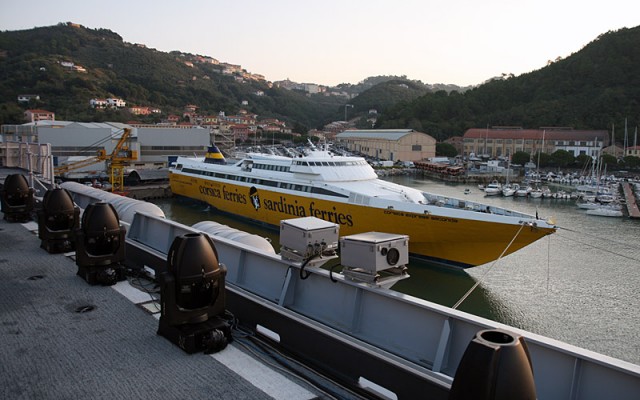 Экскурсия по натовскому авианосцу