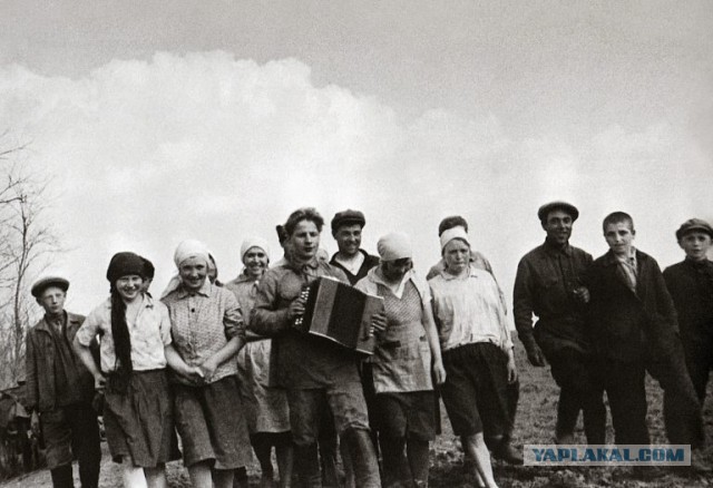 Как отдыхала французская молодёжь в 1930-х