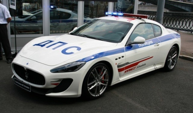 Айда работать в полицию?