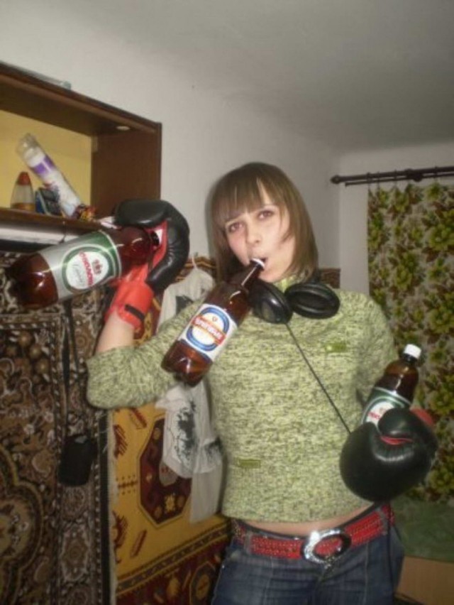 Девчонки, хватит кобениться перед фотиком