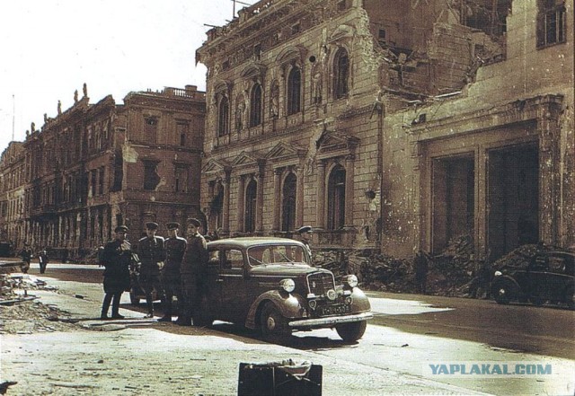 Хиросима до и после атомной бомбардировки, 1945 год.