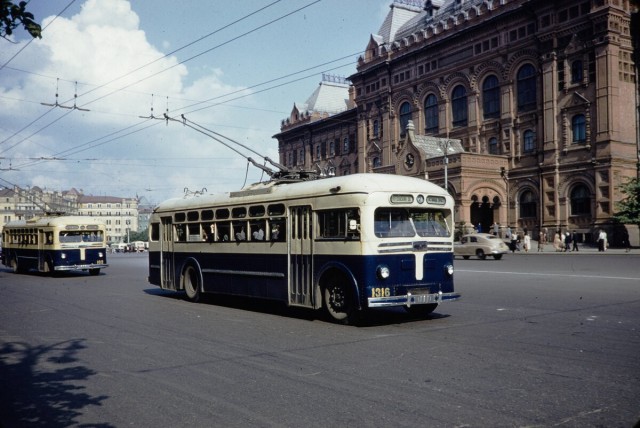 Прогулка по Москве 1959 года. Архивные снимки столицы 65-летней давности