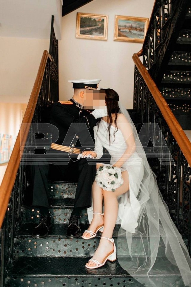 В Мурманской области военнослужащий покончил с собой после того, как проиграл в онлайн-казино 900 000 рублей, подаренных на свадьбу.