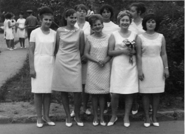 Выпускные платья 1960-2013