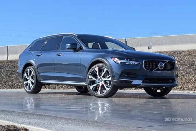 Компания Volvo объявила о завершении производства модели V90