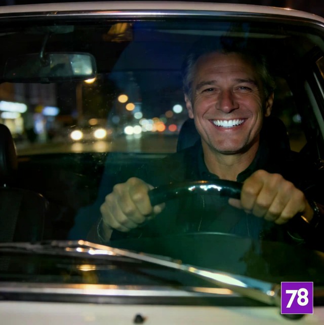 Пьяному водителю вставные зубы мешают.