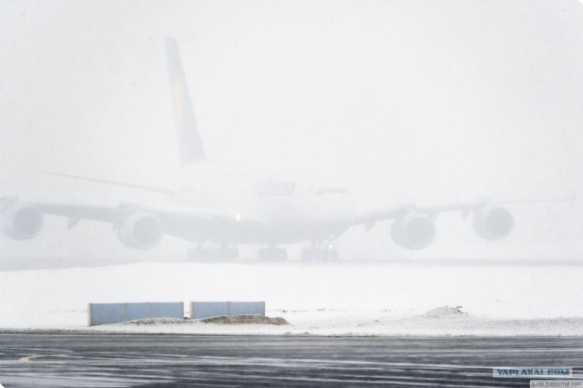 Airbus A380 снаружи и внутри