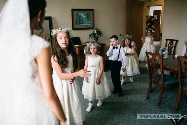 Дети с особенностями развития погуляли на свадьбе учительницы