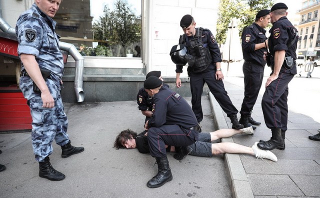 Заплатите за акции. Растет число предприятий, подающих иски к организаторам несогласованного митинга 27 июля