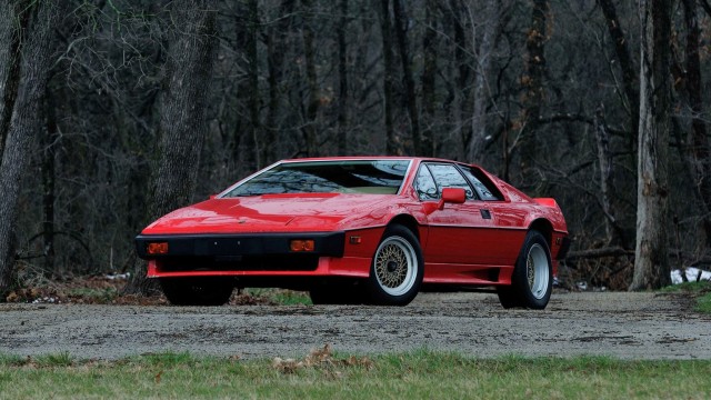10 красивейших «киношных» автомобилей в истории Голливуда