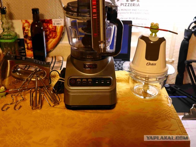 Кто чем на кухне орудует?