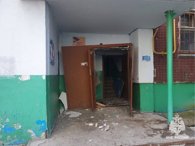 Момент взрыва газа на улице Артёма в Стерлитамаке