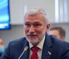Россиянам пора готовиться к войне с Западом.