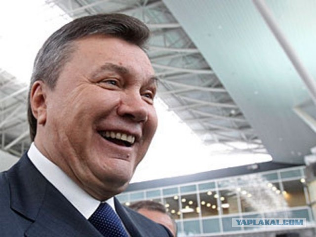Украина ввела санкции против собственного экс-президента Петра Порошенко