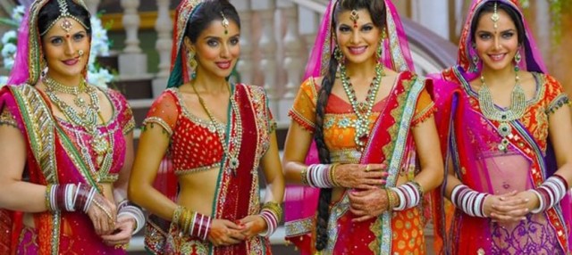 В Индии жена сбежала с любовником от мужа и тот в отместку женился на жене любовника жены