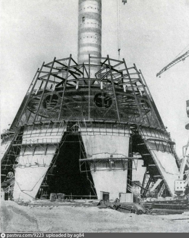 Чем кормили в ресторане "Останкинской" телебашни во времена СССР?