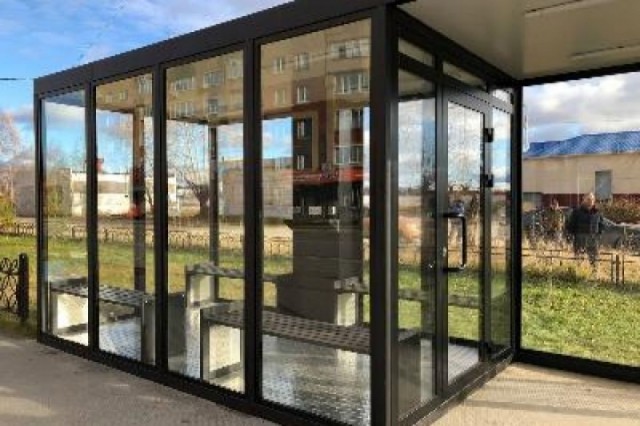 Остановки в Подмосковье оборудуют подогреваемыми сиденьями, бесплатным Wi-Fi и розетками.