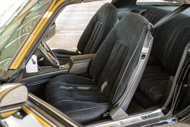 1977 Pontiac Firebird Trans Am Y82. Автопятница №147