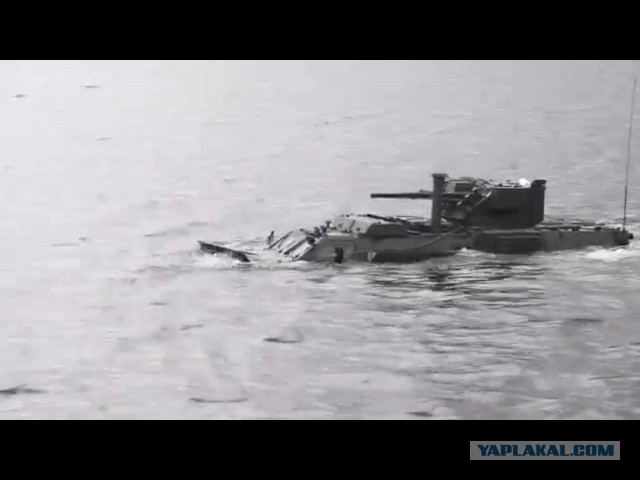 Испытания украинского БТР-4 "Буцефал" на воде