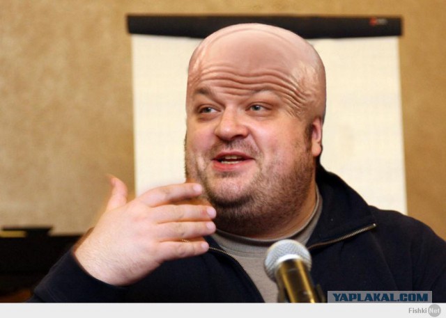 Василий Уткин назвал россиян, подписавших петицию о роспуске сборной, идиотами