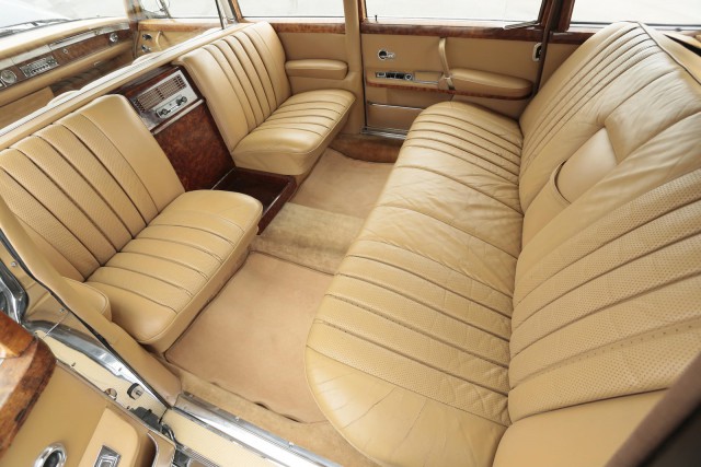 Mercedes-Benz 600.