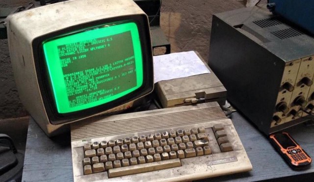 Польская автомастерская 25 лет использует компьютер Commodore 64 для работы
