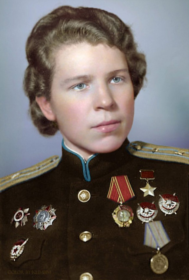 Раскрашенные фотографии России XIX–XX веков